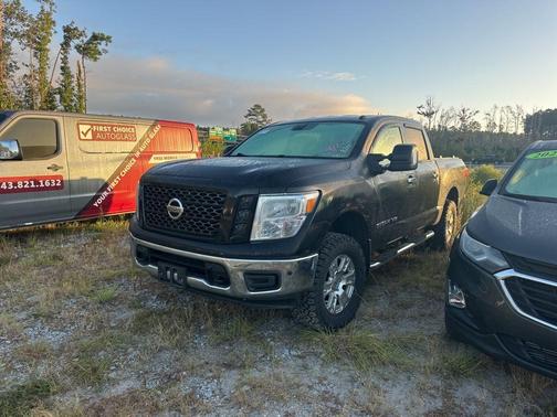 2019 Nissan Titan SV