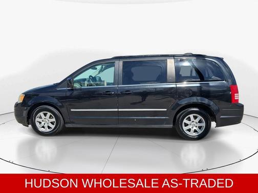 2010 Chrysler Town & Country Touring