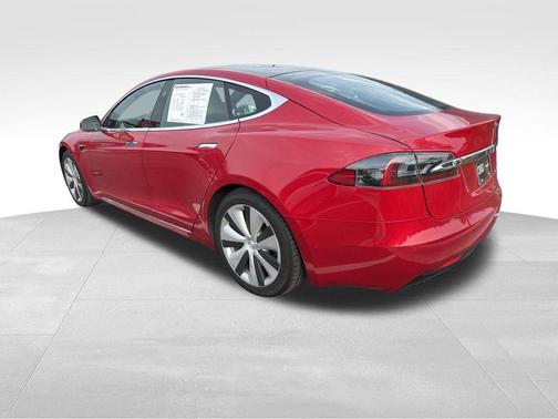 2020 Tesla Model S Long Range