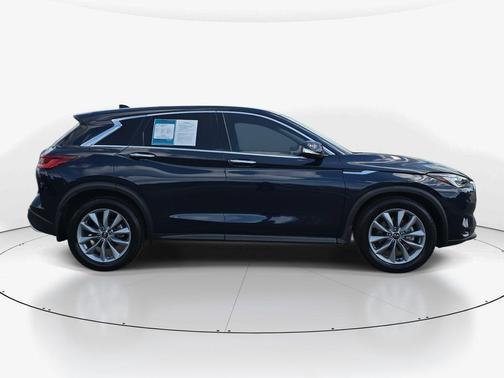 2022 INFINITI QX50 Pure