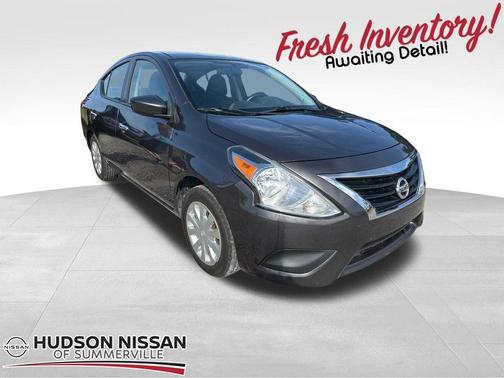 2015 Nissan Versa 1.6 SV