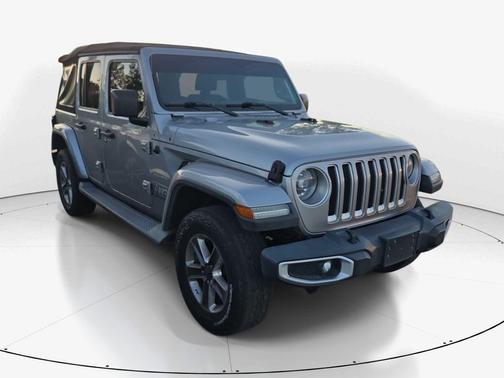 Billet Silver Metallic Clearcoat 2018 Jeep Wrangler Unlimited Sahara