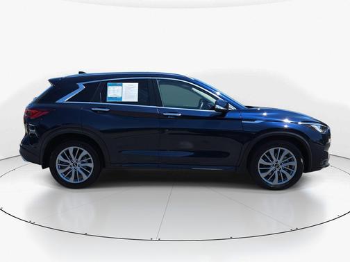 2024 INFINITI QX50 Luxe