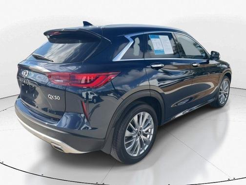 2024 INFINITI QX50 Luxe