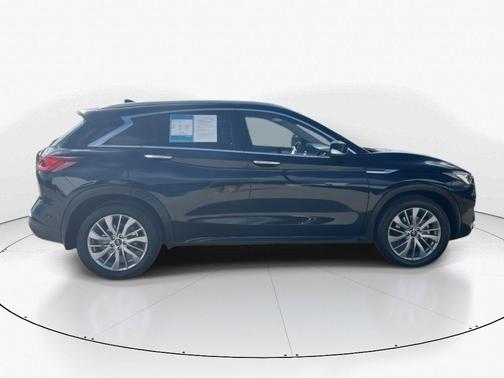 2024 INFINITI QX50 Luxe