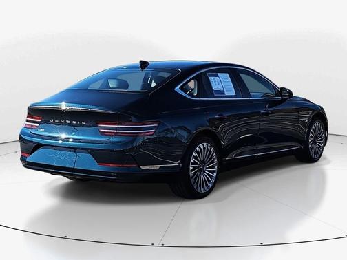 2023 Genesis Electrified G80 Base