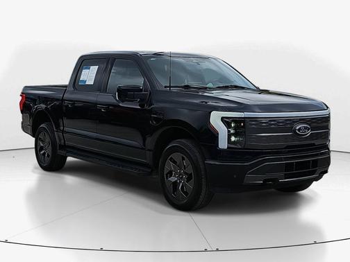 2023 Ford F-150 Lightning LARIAT