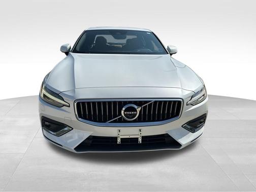 2020 Volvo S60 T6 Inscription