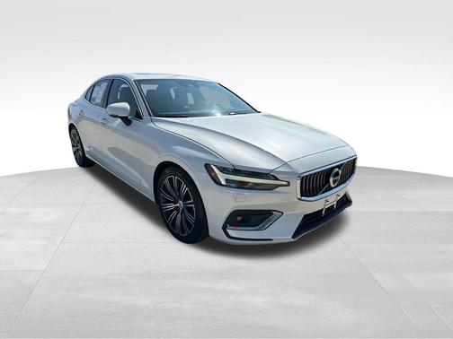 2020 Volvo S60 T6 Inscription