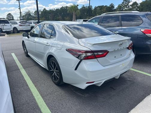 2023 Toyota Camry 