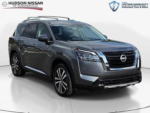 Gun Metallic 2024 Nissan Pathfinder Platinum