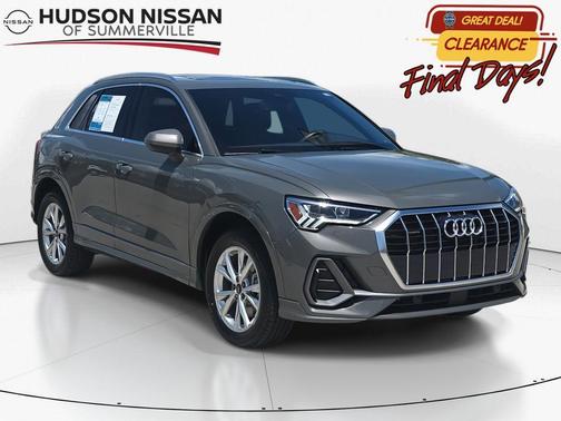 2024 Audi Q3 45 S line Premium