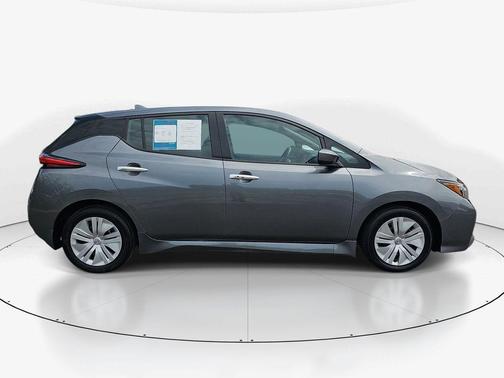 Gun Metallic 2023 Nissan Leaf S