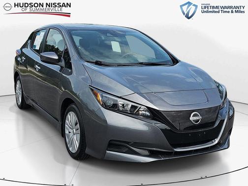 Gun Metallic 2023 Nissan Leaf S