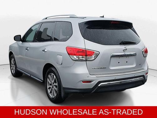 2014 Nissan Pathfinder SV