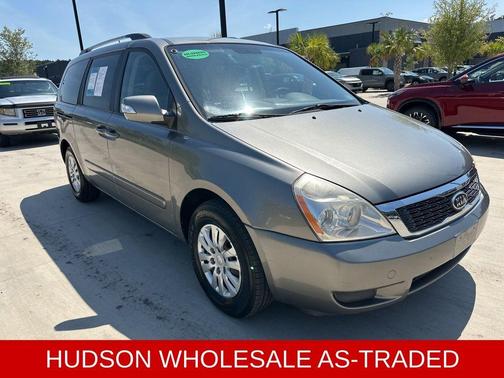 2012 Kia Sedona LX