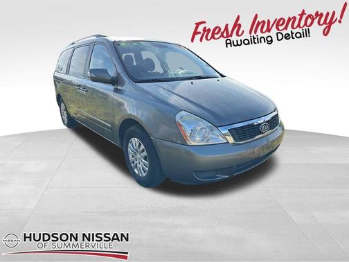 2012 Kia Sedona LX