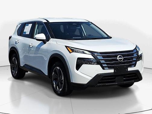 Pearl 2024 Nissan Rogue SV