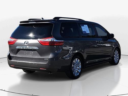 2015 Toyota Sienna L