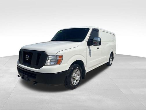 2016 Nissan NV Cargo NV2500 HD SV V6/SV V8