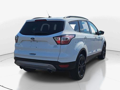 Oxford White 2018 Ford Escape SE