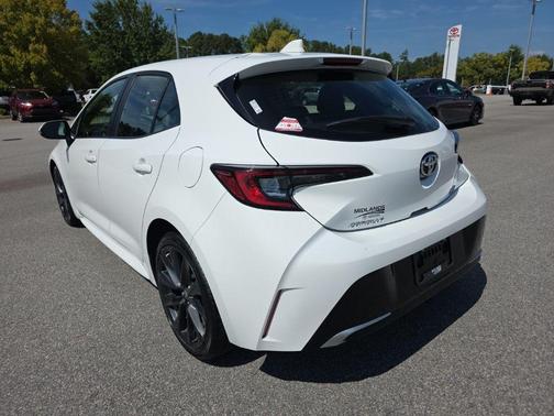 2023 Toyota Corolla Hatchback XSE
