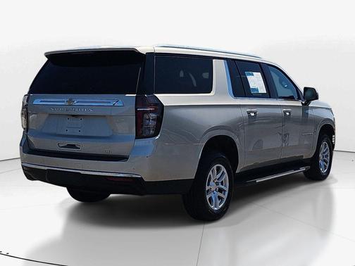 Empire Beige Metallic 2023 Chevrolet Suburban LT