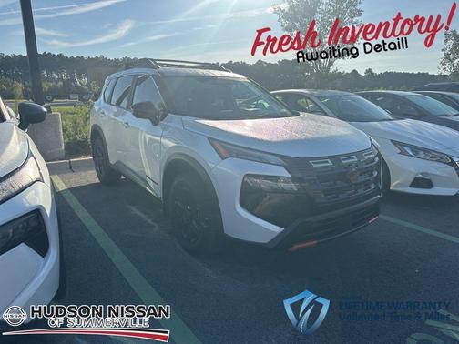 2025 Nissan Rogue Rock Creek