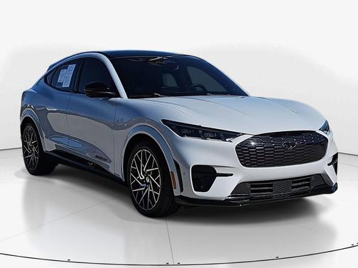 2022 Ford Mustang Mach-E GT