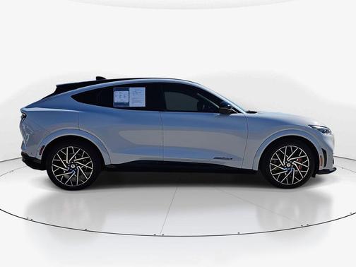 2022 Ford Mustang Mach-E GT
