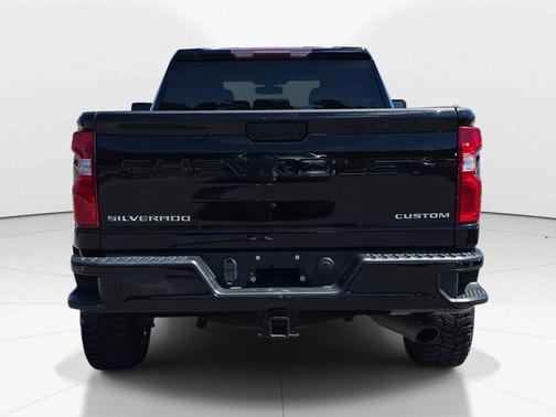 2020 Chevrolet Silverado 2500 Custom