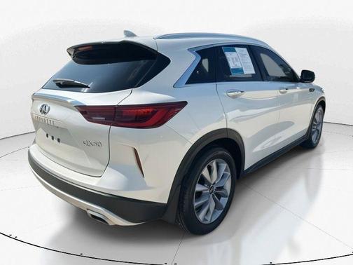 2022 INFINITI QX50 ESSENTIAL