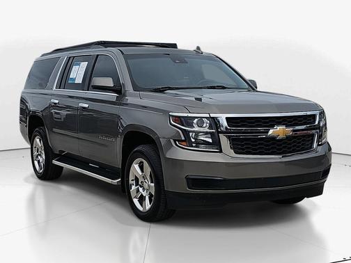 2017 Chevrolet Suburban LT