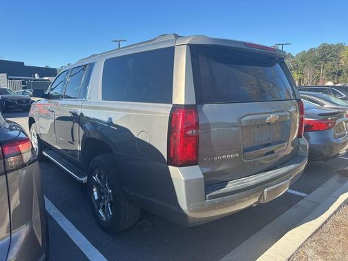 2017 Chevrolet Suburban LT