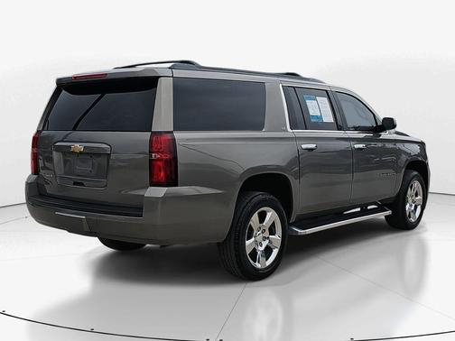 2017 Chevrolet Suburban LT