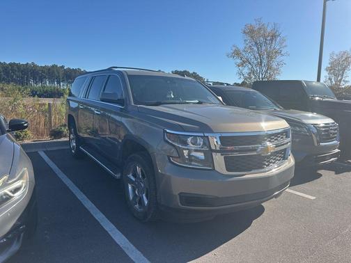 2017 Chevrolet Suburban LT