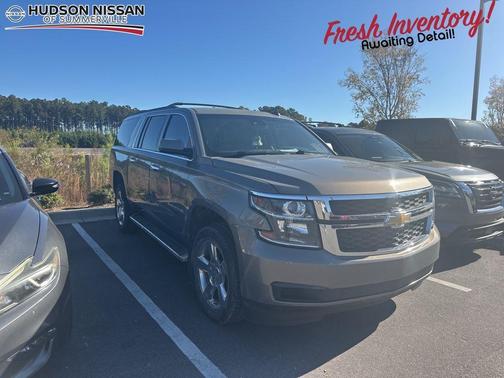 2017 Chevrolet Suburban LT