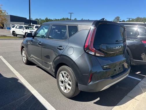 2024 Kia Soul LX