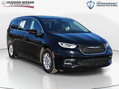 2024 Chrysler Pacifica Touring-L