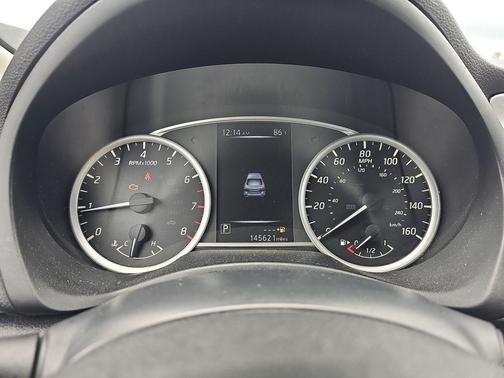 Brilliant Silver 2016 Nissan Sentra SV