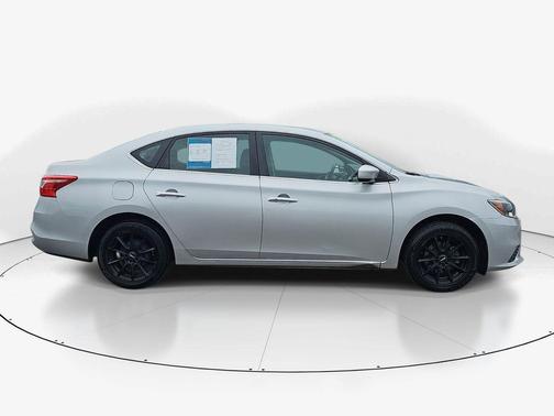 Brilliant Silver 2016 Nissan Sentra SV