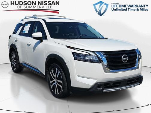 2024 Nissan Pathfinder Platinum