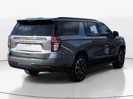 2022 Chevrolet Suburban RST