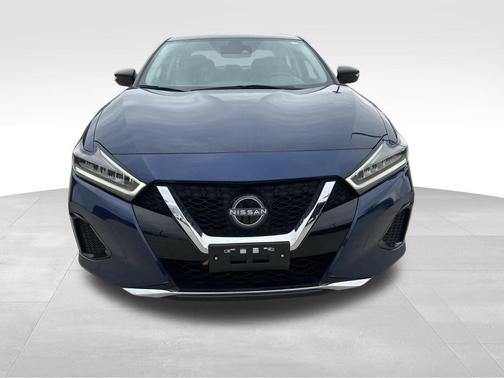 2023 Nissan Maxima SV