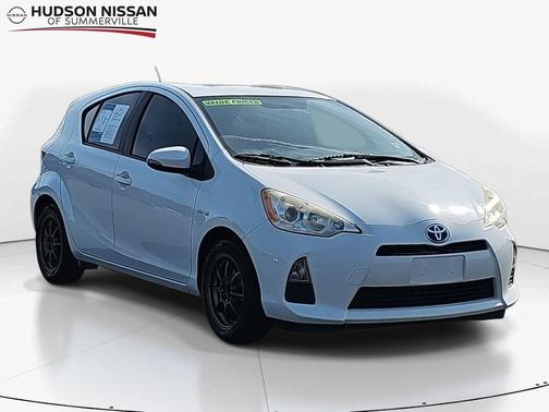 2012 Toyota Prius c 