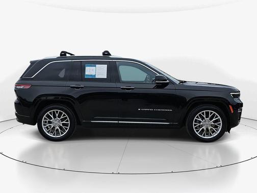 2022 Jeep Grand Cherokee 4xe Summit