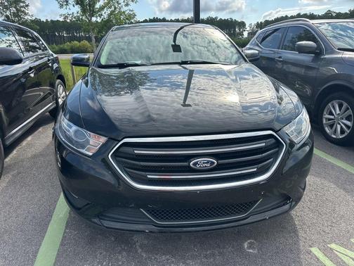 2015 Ford Taurus Limited