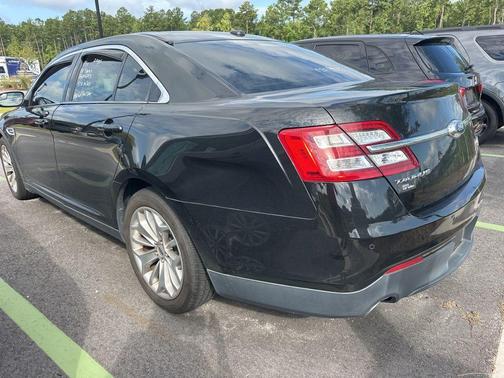 2015 Ford Taurus Limited