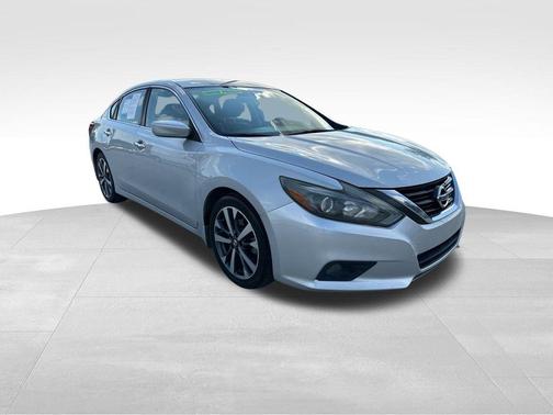 2017 Nissan Altima 2.5 SR
