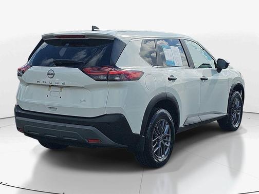 Glacier White 2023 Nissan Rogue S